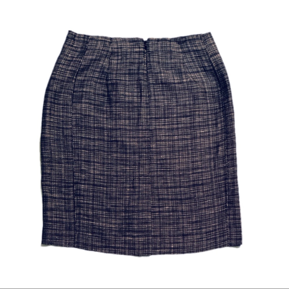 𝐁𝐀𝐍𝐀𝐍𝐀 𝐑𝐄𝐏𝐔𝐁𝐋𝐈𝐂 Career Skirt - Picture 2 of 6